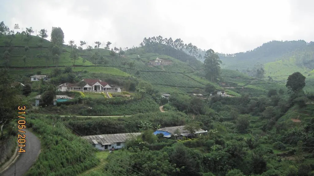 ***  Poopada Hotel Munnar India